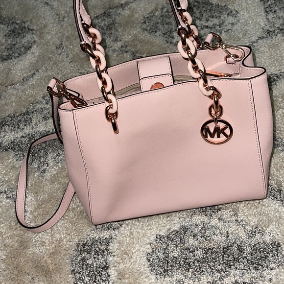 NWT Michael Kors Bubble Gum Pink with Rose Gold - Picture 4 of 9